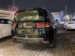 تۆیۆتا لاند کروزەر